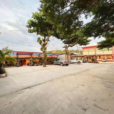 Khong Chiam Hotel エクステリア 写真